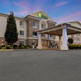 Holiday Inn Express Hotel & Suites West Coxsackie by IHG, hotel v mestu West Coxsackie