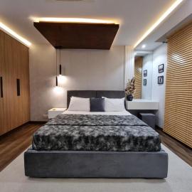 Luxury Gold Crest Apartment