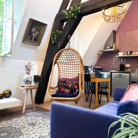 Gloria's loft op de Grote Markt, khách sạn ở Breda