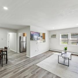 Pine Brook 1111 I State of the art 15 Bd Apt