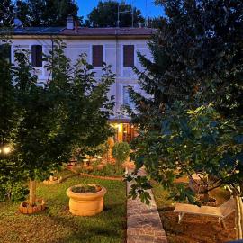 Buonarroti 19, hotel a Pesaro