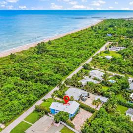 Ground Floor Beach Condo - Dual En-Suite - No Stairs - Steps to the Sand, hotel a Fort Pierce