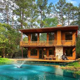 Waterfront Houston Hide out In A Magical Forest: Waller şehrinde bir otel