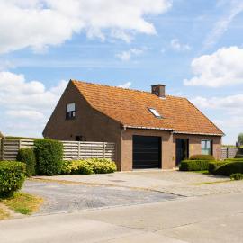 't Cappellelandhof, hotel in Lo-Reninge
