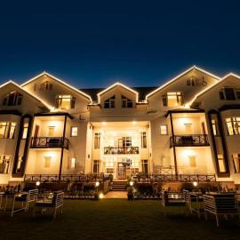 Walisons Homestay Spirea 3 BHK B1, hotel a Dal Lake