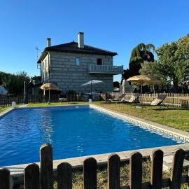 CASA LUMERMA, hotell sihtkohas Taboadela