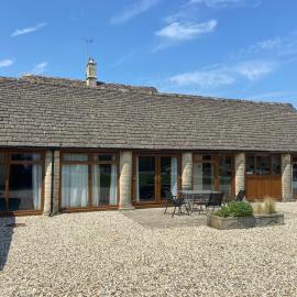 Stable Cottage, Old Mill Farm, Cotswold Water Park