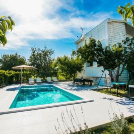 Holiday Home Kastel Mila by Interhome