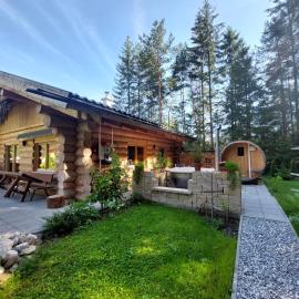 Ferienhaus - Chalet - Lechtraum, hotel i Stanzach