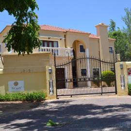 The Capital Guest House, hotel in Gaborone