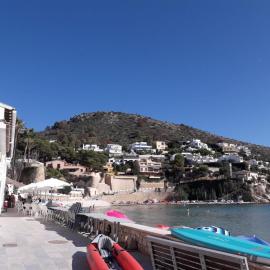 Apartamento en Moraira con piscina 100 m de la playa