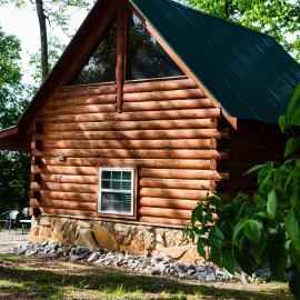 Kozy Haven Log Cabin Rentals, hotel in Columbia