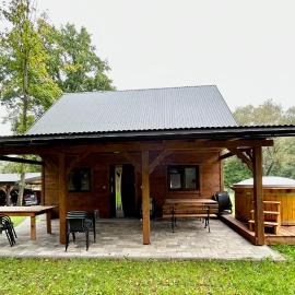 Gaj za Rzeką GNAP, hotel din Prusie