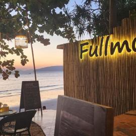 Fullmoon Beachresort Krabi, hôtel à Ao Nang Beach