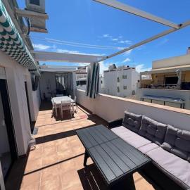 Espectacular Ático con Terraza en Playa Centro de Punta Umbría 140m2 - 10 Personas, Hotel in Punta Umbría