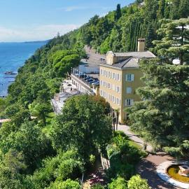Hotel Riviera & Maximilian's, hotel u Trstu