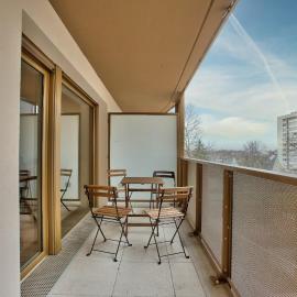 Chambre privée dans un appartement en colocation, parking gratuit, hotel in Bagneux