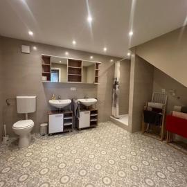 Serena Monteur Apartment，位于罗登巴赫的酒店