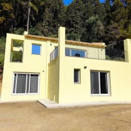 Villa Marianthi Afroditi House in Achillion woods