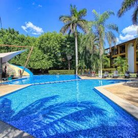 Hotel Ciudad Real Palenque，帕倫克的飯店