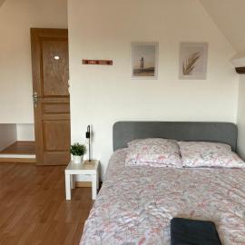 Appartement 3 chambres proche gare Longwy، فندق في لونغواي