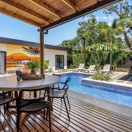 CU15 New Modern Home with Casitas and Private Pool