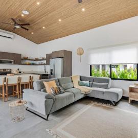 CU20 Modern Beach Home w Guest House & Pvt Pool, hotel in Villarreal