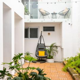 Charming and Comfortable Family Room Near Forum Majadas H14, hotel a El Rodeo