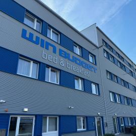 WinBudget "bed&breakfast", hotel sa Wiener Neustadt