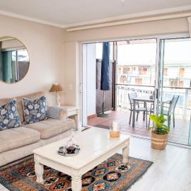 Waterfront - Knysna Quays Accommodation- Family Apartments, Hotel in Knysna