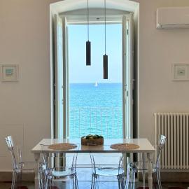Antica Dimora sul Mare - Elegant Central Apartments - Molfetta, hotel em Molfetta