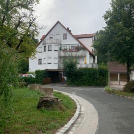 포이트에 위치한 호텔 Sonnige Dachwohnung