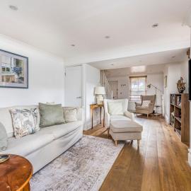 Charming Chichester Home w Garden - Pass The Keys