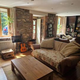 Home in County Wicklow Unique Escape, hotell i Tinahely