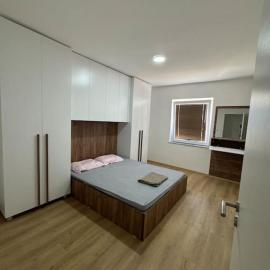 Ardi Apartaments 3, hotel in Kosovo Polje