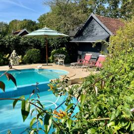 The Pool House, viešbutis mieste Den Dolder