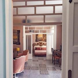 Luxury Suite Vitruvio 55 – hotel w mieście Formia