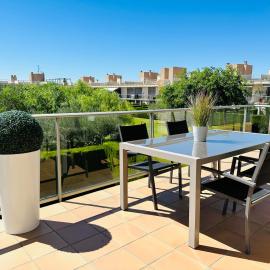 Apartamento en l'Ampolla con piscina