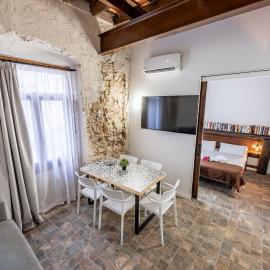 OLD TOWN EXPERIENCE CENTRAL Apartment