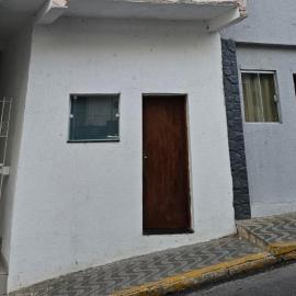 Apartamento 01 Aparecida do Norte centro, hótel í Aparecida