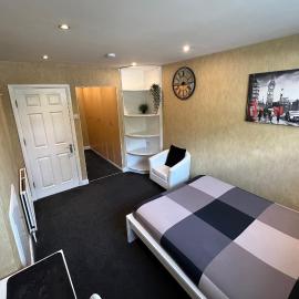 Beddington Park Lodge East