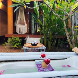 Gili Moonlight bungalows, hotel di Gili Air