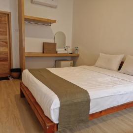 Samed Thanee, hotel di Ko Samed