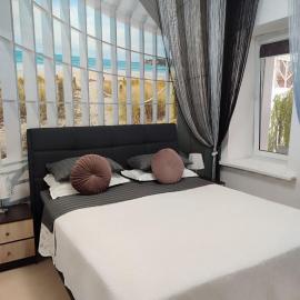 London Apartment, Odessa