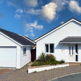 CYNEFIN- 3 Bed, 2 Bath-1 x En-Suite, DETCAHED BUNGLAOW- PET FRIENDLY