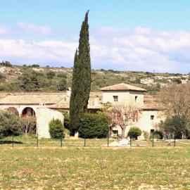 Moulin AURELIA - Maison d'hôtes, Hotel in La Barben