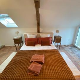 L Ervélégance - Jardin DS - L'Harmonie Evénements House، فندق في سابل سور سارث
