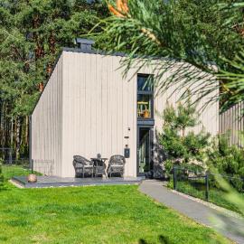 Žalia Kopa Pine Forest Villa with Pool