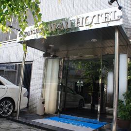 Takatsuki W and M Hotel, hótel í Takatsuki