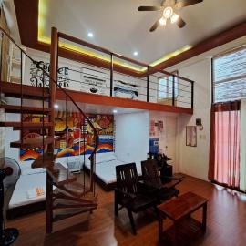 The Bistro House - Loft Unit - Vigan, hotel in Vigan